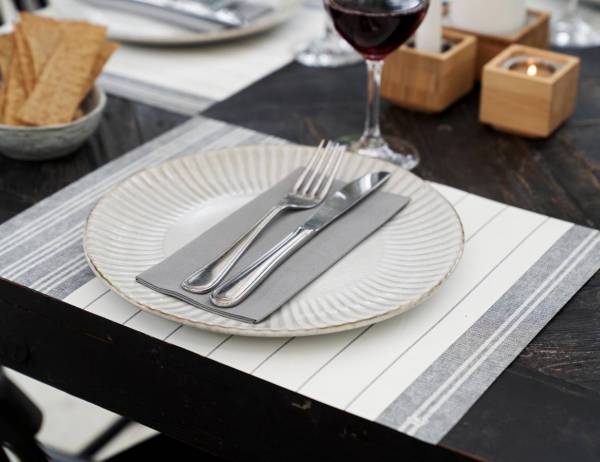 Hotel-Towel-Placemat-Darkgrey_1044.jpg